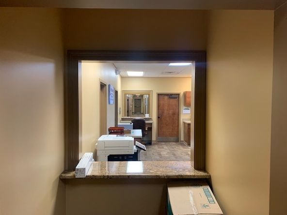 Medical Office For Sale/Lease : 15 Orleans Dr, Hattiesburg, MS 39402